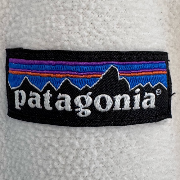 Patagonia Women’s Fleece White Lightweight Layer Women’s XS - Picture 3 of 4